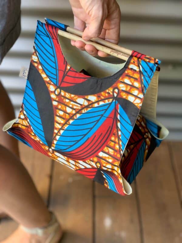 Sac de transort avec set de table intégré - Wax bleue et rouge